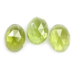 Pierre précieuse en quartz péridot naturel de qualité AAA, ovale, taille rose, cabochon à dos plat et facettes de 6x8mm, pierres lâches pour la fabrication de bijoux - Product Image 1