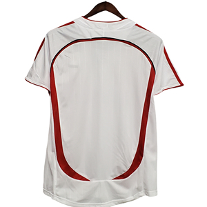 Maillot de football rétro des années 90 personnalisé en gros, maillot de football vintage de haute qualité avec impression de nom, service OEM supérieur - Product Image 2
