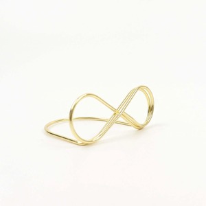 ที่ใส่นามบัตรสัญลักษณ์อินฟินิตี้ดีไซน์โลหะสีทองสำหรับวางการ์ดเมนูหรือแสดงภาพในงานแต่งงานและโต๊ะจัดงาน - Product Image 4