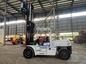 รถยกเครื่องยนต์ดีเซล FD100 TCM ใช้ในรถ10T รถยกด้านข้างเครื่องยนต์ Isuzu จากญี่ปุ่น - Product Image 5