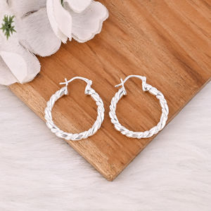 Aros de Plata 925 de Diseño Clásico Personalizado para Chicas y Mujeres, para Uso Universitario, de Oficina y Diario, a Precio de Mayoreo - Product Image 2