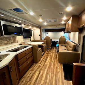 SUPPLIER OF Used 2023 T h o r Motor <b>Coach</b> Palazzo Class A diesel motor home 37.6 - Product Image 5