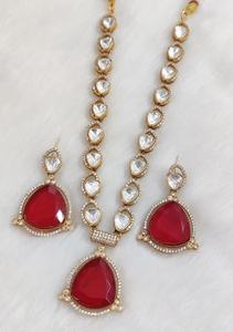 Ensemble de collier en pierre Polki et Doublet en laiton pour femmes, port minimaliste, luxe de haute qualité, idéal pour les tenues de soirée, tenues ethniques et occidentales - Product Image 2