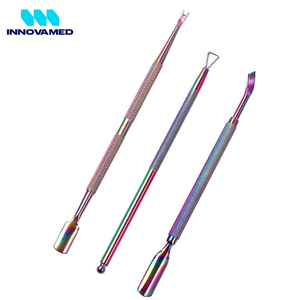 Pousse-cuticules en acier inoxydable en gros avec logo personnalisé, fournisseur d'outils de manucure par INNOVAMED - Product Image 3