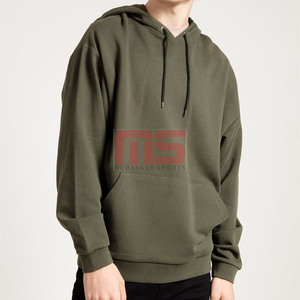 Sudadera con Capucha Gris para Hombre Mudassar Sports, Corte Regular, Estilo Casual Urbano con Bolsillo Delantero y Diseño Estampado - Product Image 4