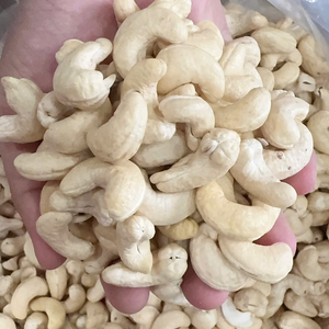 Hot Sale 2023 <b>Nuts</b> Cashew W320 Cashew <b>Nuts</b> WW180, WW240, WW320 SANTIGO Cashew <b>Nuts</b> W320 Ready To Ship - Product Image 1