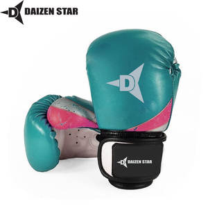 ถุงมือชกมวย DAIZEN STAR INTERNATIONAL DSI ผลิตจากวัสดุ PU ระบายอากาศ ซับเหงื่อ ป้องกันรังสียูวี สายรัดข้อมือปรับได้ แบบตีนตุ๊กแก - Product Image 4