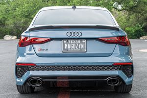 Excellent état, Audi RS3 d'occasion 2024, 6 000 miles, moteur turbo 5 cylindres - Product Image 3
