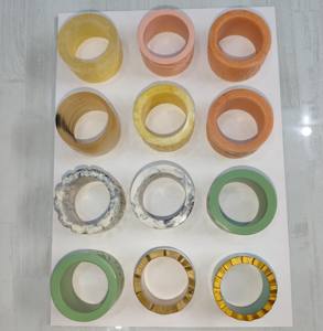 Ensemble d'anneaux de serviette ronds en résine, style classique, écologiques et durables, pour la restauration, la vaisselle de Noël et la cuisine domestique - Product Image 2