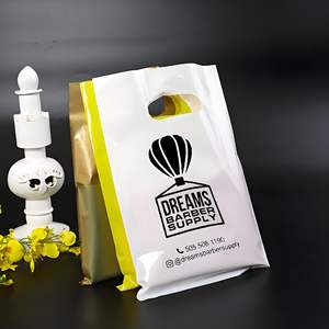 カスタムロゴプリントピンク折りたたみ可能プラスチックショッピングバッグダイカットハンドル付きブティック小売包装スーパーマーケット用 - Product Image 2