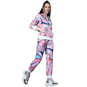 Chándales impresos de mujer personalizados al por mayor chándales sublimados de la más alta calidad para ropa de calle de Mujer | Servicio OEM - Product Image 2
