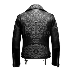 แจ็คเก็ตไบค์เกอร์สไตล์โกธิคเรียบง่าย เสื้อโค้ทหนังพังก์ ตกแต่งด้วยหัวกะโหลกสีเงินและกากบาท ทรงเข้ารูป คอตั้ง โลโก้ด้านหน้า แจ็คเก็ตมอเตอร์ไซค์ - Product Image 2