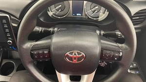 2024 TOYOOTA HILUX PICKUP SR 2.8L Diesel Chassis Single Cab 2dr Spts Auto 6sp 4x2 2.7i RIGHT-HAND <b>DRIVE</b> - Product Image 5