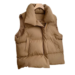 Algodón transpirable a prueba de viento Venta caliente OUTWEAR Mujeres Chaleco Puffer Calidad Premium Ligero Casual Winters Puffer Chaleco - Product Image 5