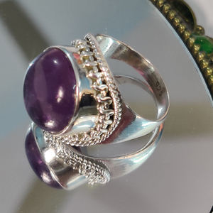 Aspecto impresionante Piedra de amatista grande Anillos hechos a mano de Plata de Ley 925 Fabricante mayorista de anillos de piedras preciosas de plata étnica - Product Image 4