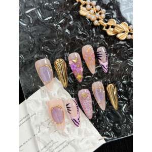 Decoración de Uñas con Diseño de Corona de Amatista, Elegante Calcomanía para Uñas con Diseño Intrincado - Product Image 2