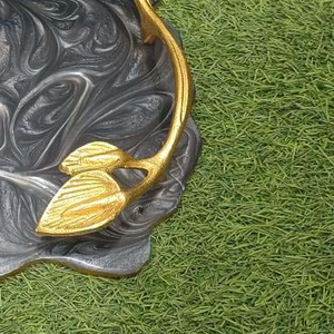 Bandeja con resina epoxi para uso como soporte de joyería, soporte de anillo, bandeja de servicio de madera, soporte para llaves, organizador de baño, bandeja de mesa decorativa - Product Image 5