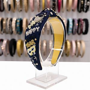 Diadema con cuentas hecha a mano personalizable, perfecta para fiesta de año nuevo 2026, accesorio para el cabello a la moda, diseño elegante para aspecto festivo - Product Image 1