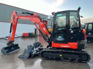 Mini-excavatrice KX033-4 de 12 tonnes avec vérins HAWE/HYDAC et composants de roulement à vendre - Product Image 2