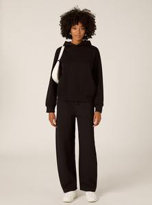 Cozy Boxy Hoodie para mujeres Fabricantes Premium Warm Hoodie para una comodidad elegante - Product Image 4