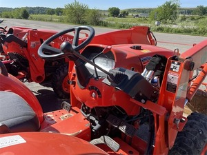 TRACTOR KUBOTA L2501HST 2020 - Product Image 6