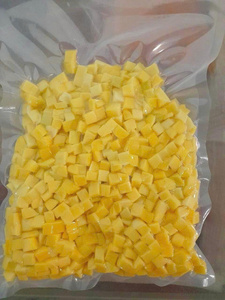 Mango limpio y congelado embalado y listo para envío internacional - Product Image 5