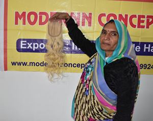 Camboyano Rubio Natural Bodywave Venta al por mayor 4*4 Cierre Extensiones de cabello virgen Trenzado de cabello humano natural crudo - Product Image 1