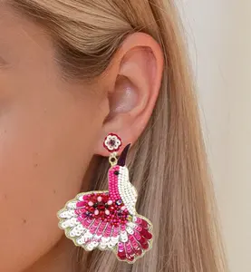 Boucles d'oreilles en perles de rocaille multicolores de style bohème pour femmes, bijoux de fête à déclaration moyenne en forme de papillon à la mode pour les mariages - Product Image 4