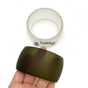 ปาร์ตี้สวมกำไลเรซินสำหรับผู้หญิงเสน่ห์เครื่องประดับงบโดย tradebyd - Product Image 3