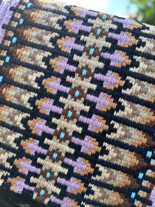 Couverture de selle en laine de conception néo-zélandaise faite à la main tapis de selle en laine pour Western Show Horse taille standard neuve et inutilisée - Product Image 3