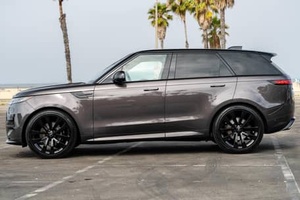 BEST-SELLER 2023 RANGE ROVER SPORT P400 SE DYNAMIC 395-HP HYBRID 6-CYLINDRES, AWD - Product Image 2