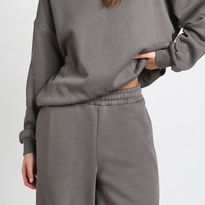 Conjunto Deportivo Cálido y Cómodo de Sudadera y Pantalones Jogger de Alta Calidad para Mujer / Conjunto de 2 Piezas de Corte Holgado para un Estilo Elegante para Compradores al por Mayor - Product Image 3