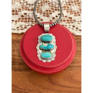 Colgante de Plata de Ley Estilo Étnico Navajo con Incrustaciones de Turquesa Mixta - Product Image 1