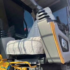 Excavatrice Caterpillar CAT345 d'occasion de haute qualité, moteur 234 kW, capacité de la benne de 2,41 m, poids de 42200 kg, modèle 2022, grande taille pour la construction - Product Image 1