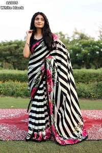 Fancy Trending Satin Georgette Geometrical Strips Print With Floral Print Border Saree Fabricant et fournisseur de Surat - Product Image 2