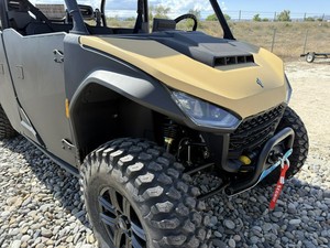 Top Clean 2025 Powersports 2025 UT10 Crew P Prêt à l'exportation dans le monde entier - Product Image 2