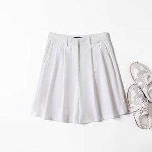 2025 mujeres verano Chic moda Vintage cintura alta Skorts plisado cinco pulgadas estilo corto nueva colección patrón sólido para mujer - Product Image 4