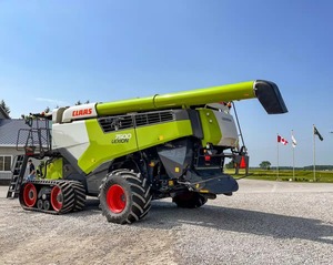 Cosechadora Combinada CLAAS LEXION 7500 TT Usada del 2021 para Granos y Cultivos con Caja de Cambios y Motor en Venta - Product Image 2
