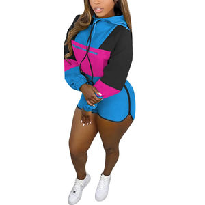 Conjuntos Deportivos de Dos Piezas para Mujer, Chaquetas de Manga Larga con Pantalones Cortos en Color Contrastante - Product Image 2