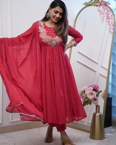 La mejor y más moderna ropa y accesorios étnicos, las últimas camisetas Kurti de tela Chinon originales para ropa de oficina para mujeres y niñas - Product Image 4