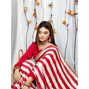 Tendance indienne, joli vêtement de fête de couleur blanche et rouge, impression numérique en soie pour dames du marché indien - Product Image 5