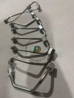 Pièces de moteur OEM ISL8.9 QSL8.9 ISC8.3 QSC8.3 QSL9 TUBE D'ALIMENTATION EN CARBURANT D'INJECTEUR 3964143 5446737