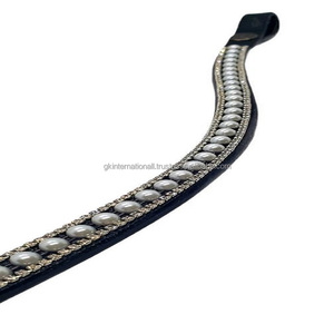 Fancy 3 líneas de cristal y Gris perla Diamante Chain Mega Bling Custom Made Black Curved Leather Horse Brow Band en Full Cob - Product Image 5