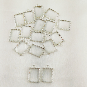 Quartz clair tranche lisse pendentif en pierres précieuses Zig Zag bords 925 argent galvanisé pierre de naissance naturelle 16x12mm troisième pendentif à breloque - Product Image 2