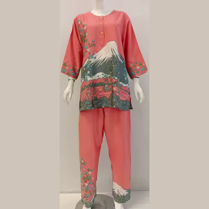 Ensemble de vêtements de nuit d'été thermiques respirants vintage pour femmes - Product Image 1