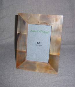 กรอบรูปฝังกระดูกและเขาสัตว์ สีดำ ทำด้วยมือ สำหรับตั้งโต๊ะ ตกแต่งห้องนอน งานแต่งงาน จากอินเดีย - Product Image 1