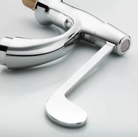 Robinet d'évier monotrou contemporain à long manche avec noyau de valve en céramique Conception de robinet à compteur moderne