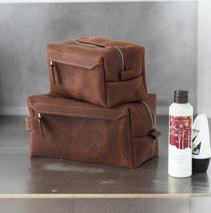 Trousse de Toilette de Voyage en Cuir Véritable de Luxe, Capacité Moyenne, avec Fermeture Éclair, Logo Personnalisé, Organisateur Cosmétique Portable et Tendance, Vente en Gros - Product Image 1