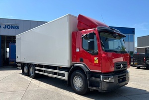 Camion de fret rouge Renault série T, vue avant, charge utile maximale supérieure à 3001 kg, véhicule utilitaire - Product Image 2