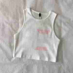 2025 Summer New Women Ribbed Sleeveless <b>Crop</b> <b>Top</b> Vest Solid Color Tank <b>Crop</b> <b>Tops</b> for Women - Product Image 5